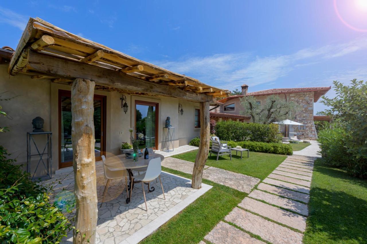 Villa Mario Resort Salo Exterior photo